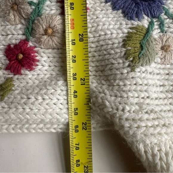 Vtg Hand Knit Embroidered Cardigan Sweater Women’s Large Twee Chunky Floral - Picture 14 of 16